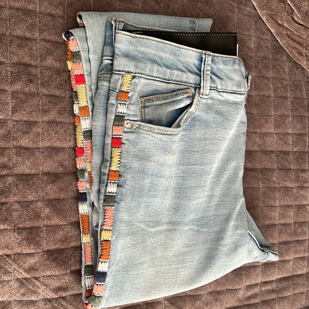 Boho Jeans - Picture 4 of 4